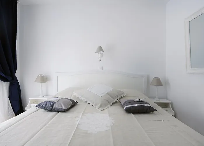 Tinel Rooms Old City Center